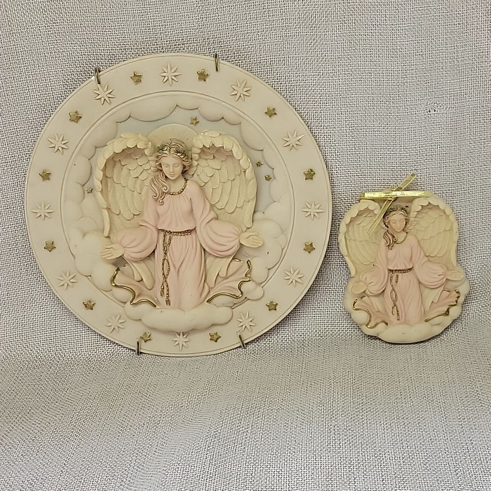 Seraphim Collection Elise "Heaven's Glory" - Plate and ornament.